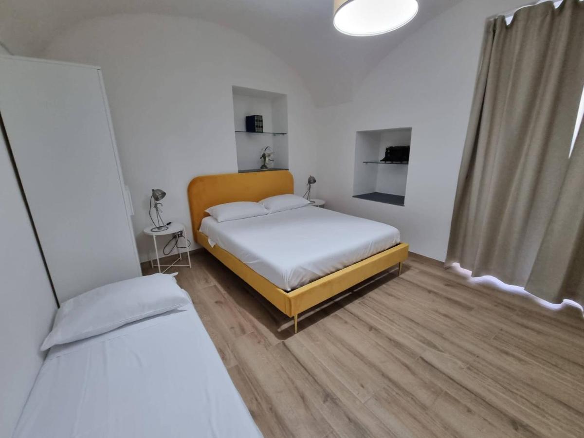 カターニアA Casa Di Soleアパートメント エクステリア 写真